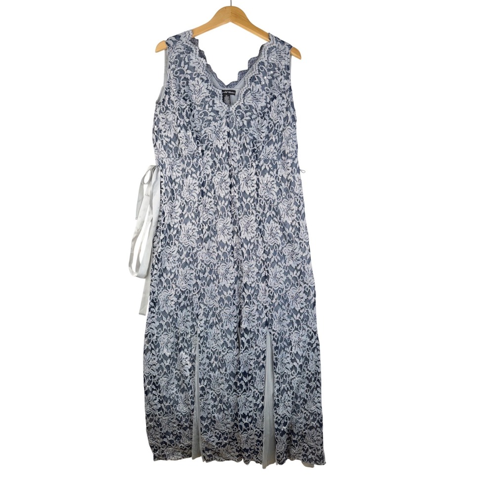 Candalite Women's Rose/Floral Print Sleeveless Cocktail Dress size 2X Silver